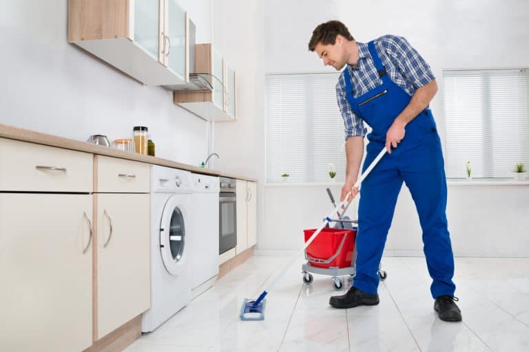 Choose the commercial cleaning company and know its enormous advantages